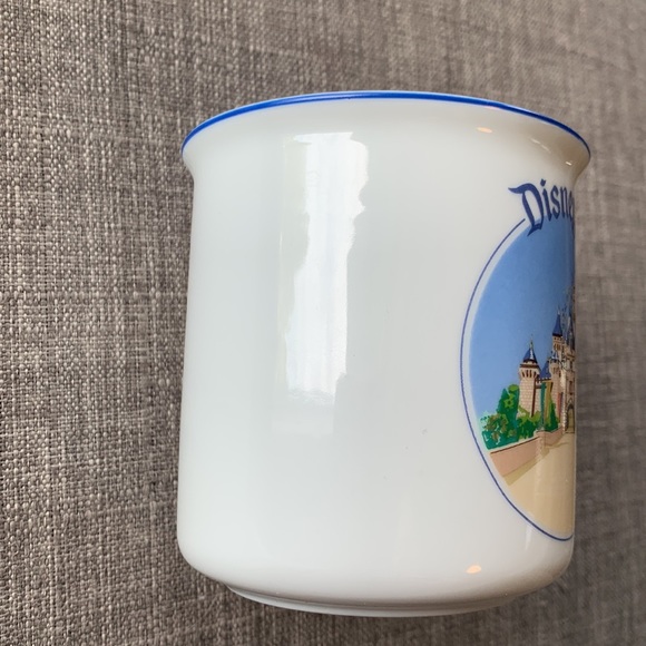 Disneyland Resort Castle Mug - Picture 2 of 6